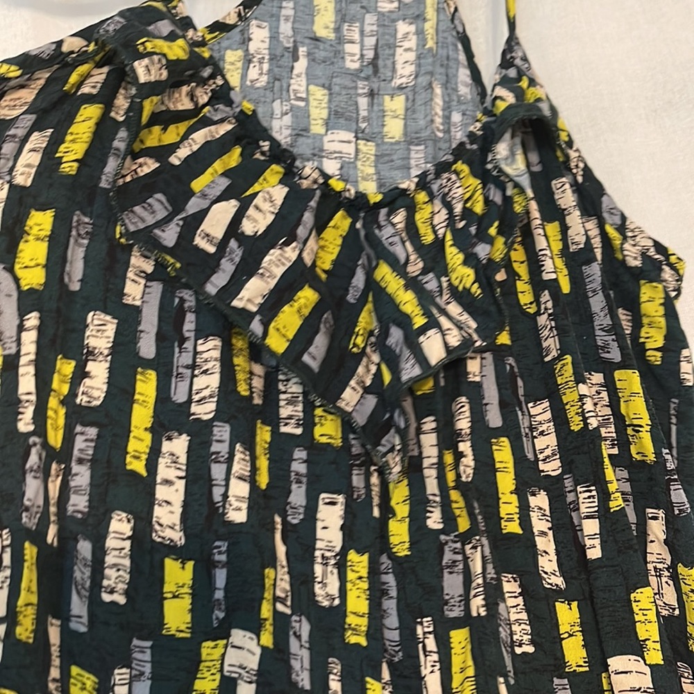 Romper - Picture 2 of 3
